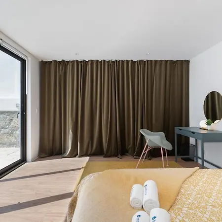 Host Wise - Peaceful & Luxurious Flat - Terrace