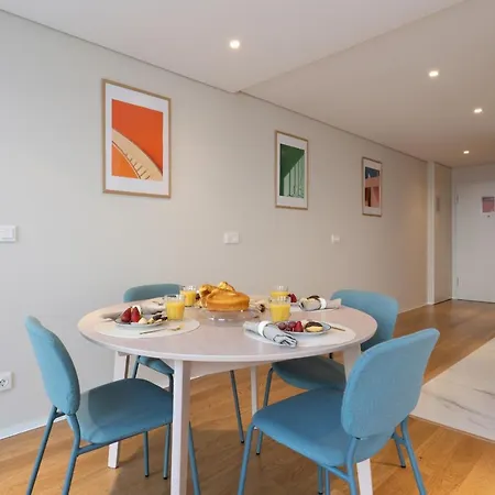 Host Wise - Peaceful & Luxurious Flat - Terrace * Vila Nova de Gaia