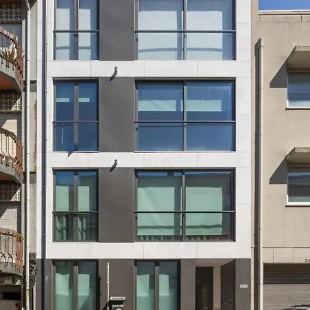 Host Wise - Peaceful & Luxurious Flat - Terrace Apartament *