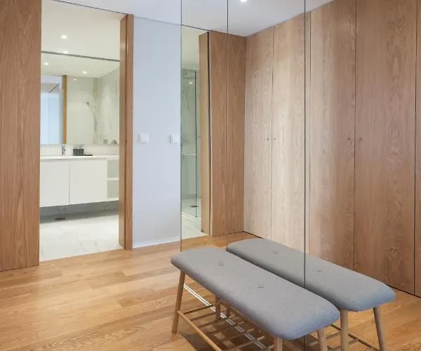 Host Wise - Peaceful & Luxurious Flat - Terrace Daire