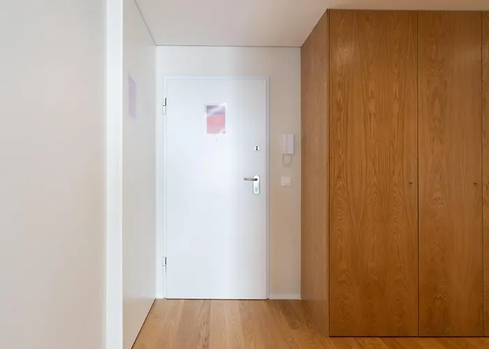 Host Wise - Peaceful & Luxurious Flat - Terrace