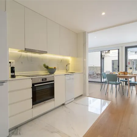 Host Wise - Peaceful & Luxurious Flat - Terrace