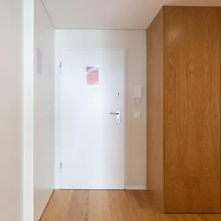 Host Wise - Peaceful & Luxurious Flat - Terrace