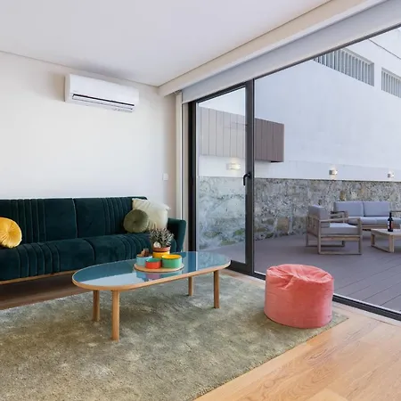 Host Wise - Peaceful & Luxurious Flat - Terrace Apartment *