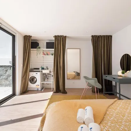 Host Wise - Peaceful & Luxurious Flat - Terrace Apartment Vila Nova de Gaia