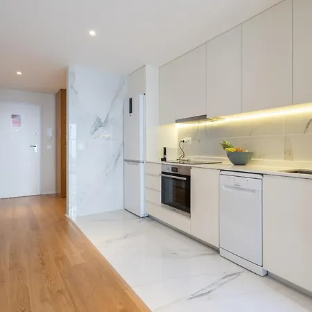 Host Wise - Peaceful & Luxurious Flat - Terrace