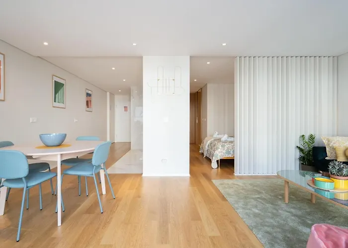 Host Wise - Peaceful & Luxurious Flat - Terrace