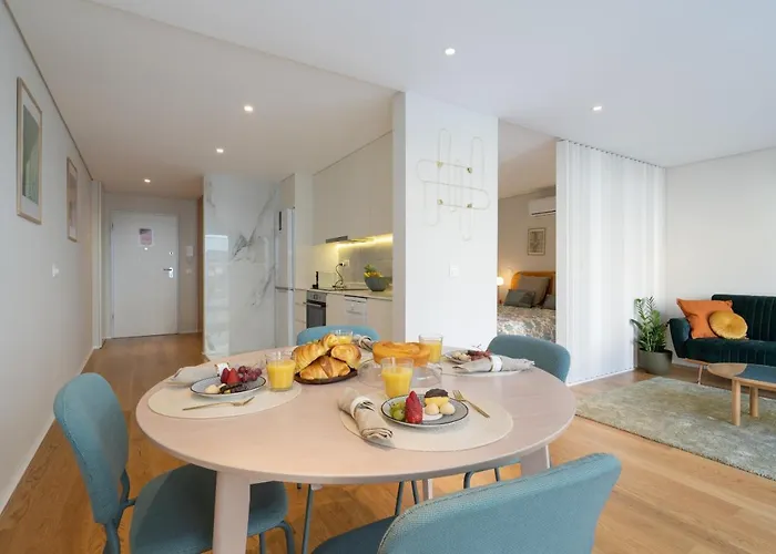 Lägenhet Host Wise - Peaceful & Luxurious Flat - Terrace *