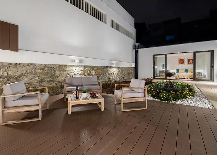 Host Wise - Peaceful & Luxurious Flat - Terrace